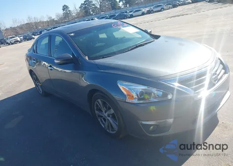 2015 Nissan Altima 2.5 Sv z USA, uszkodzony, nr VIN 1N4AL3AP2FC226899